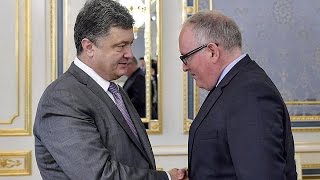 MH17 Ukraines Poroshenko seeks to reassure the Netherlands [upl. by Melac]