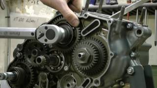 XT 600 Engine assembly part 1 [upl. by Greenland]