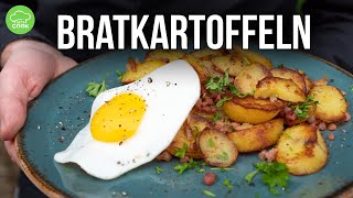 Das Geheimnis knuspriger Bratkartoffeln mit Speck und Zwiebeln [upl. by Sinned592]