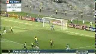 CAMERUN VS COLOBIA CONFEDERACIONES 2003 MUERTE DE MARC VIVIEN FOE [upl. by Island]